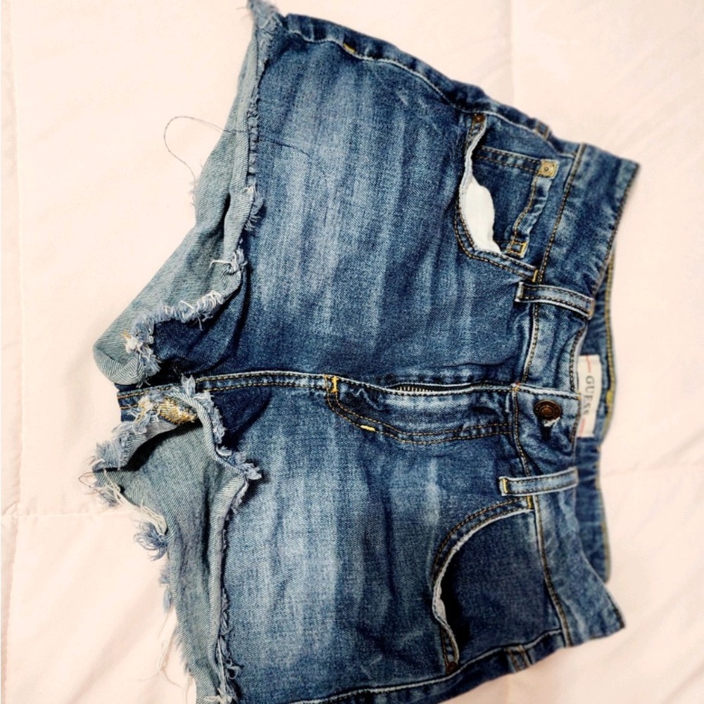 GUESS shorts